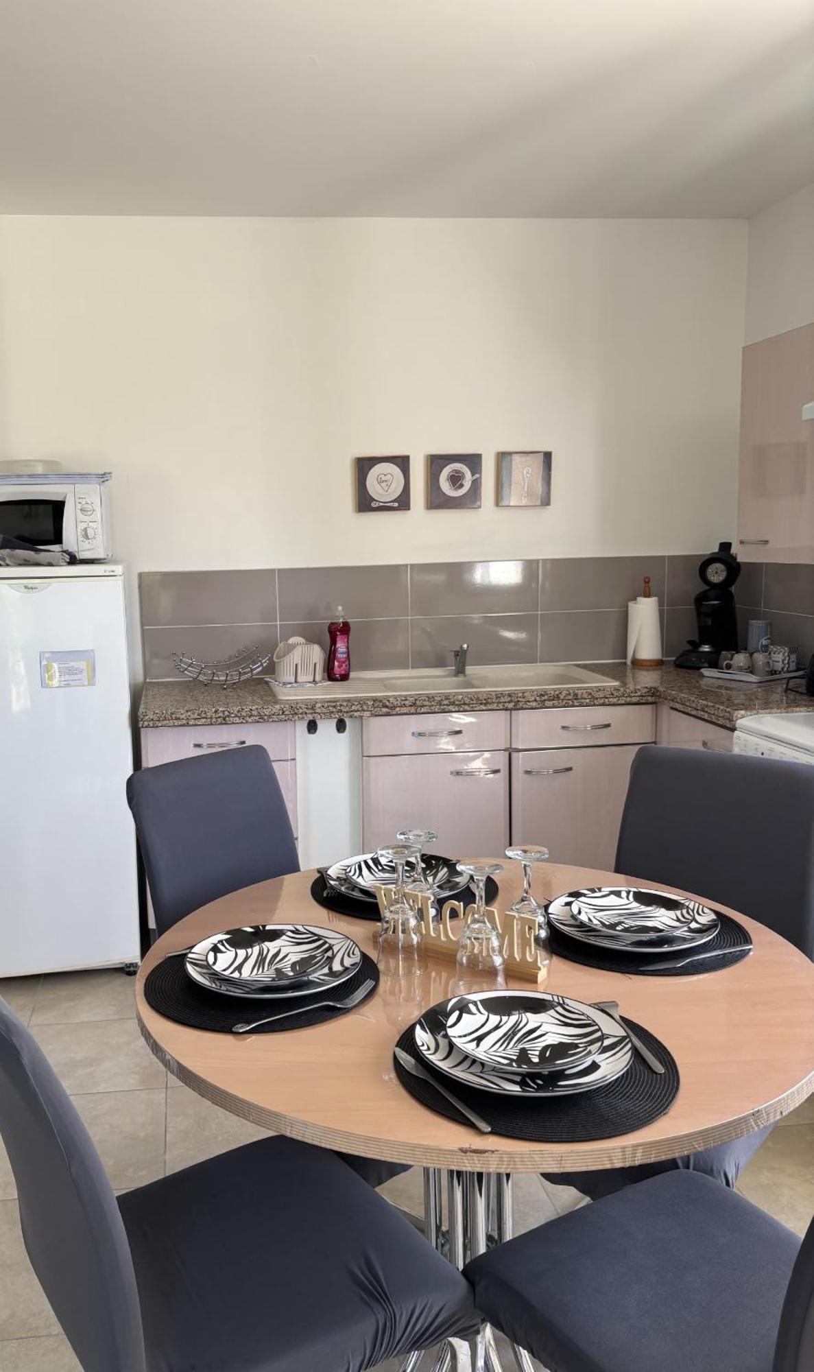 Appartement Romana Puissalicon 34 外观 照片